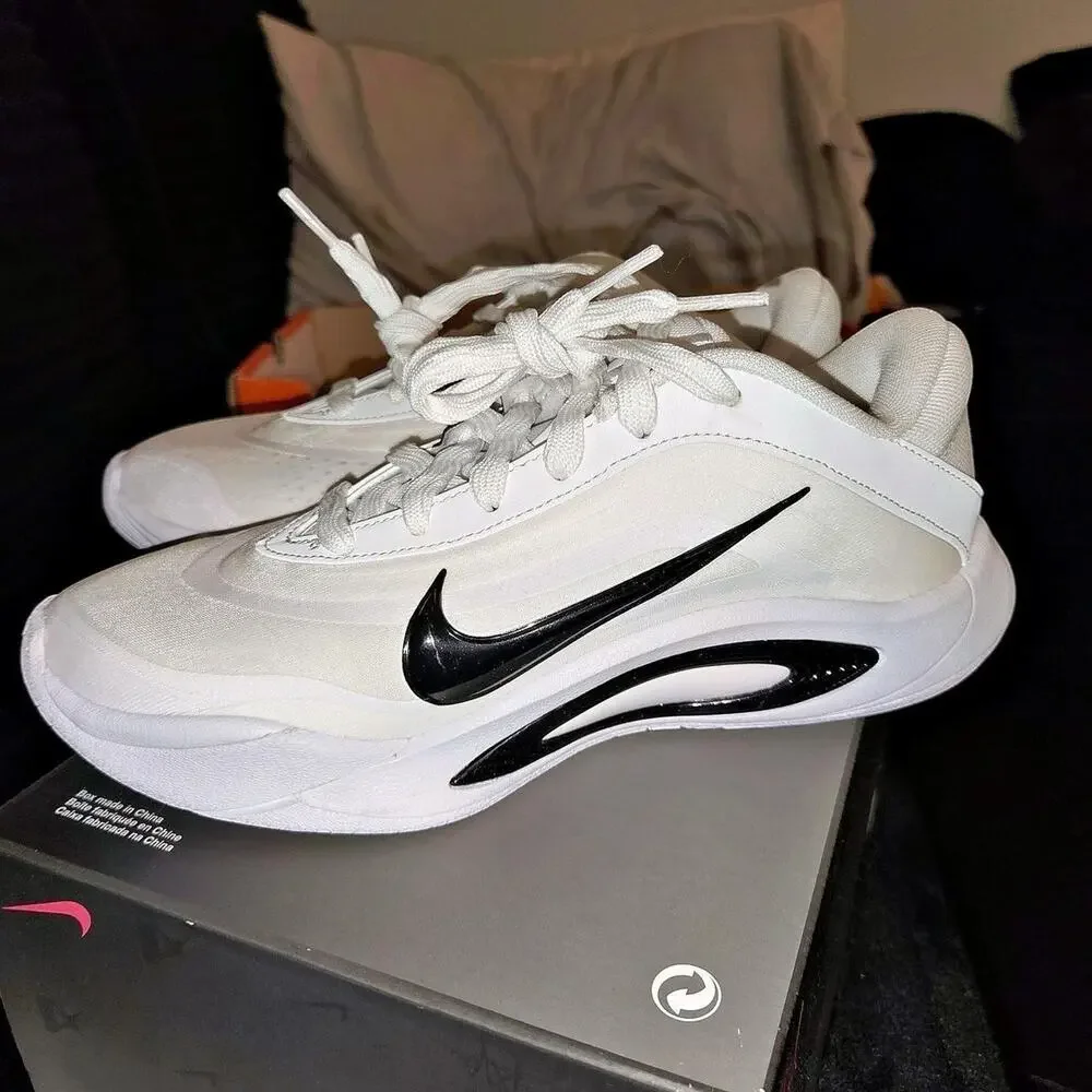 Nike a one whiteblack sneakers size